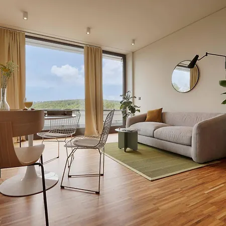 Homie Stay Architektenapartments Im Gruenen Mit Blick Auf Die Wuerzburger Innenstadt Buitenkant foto