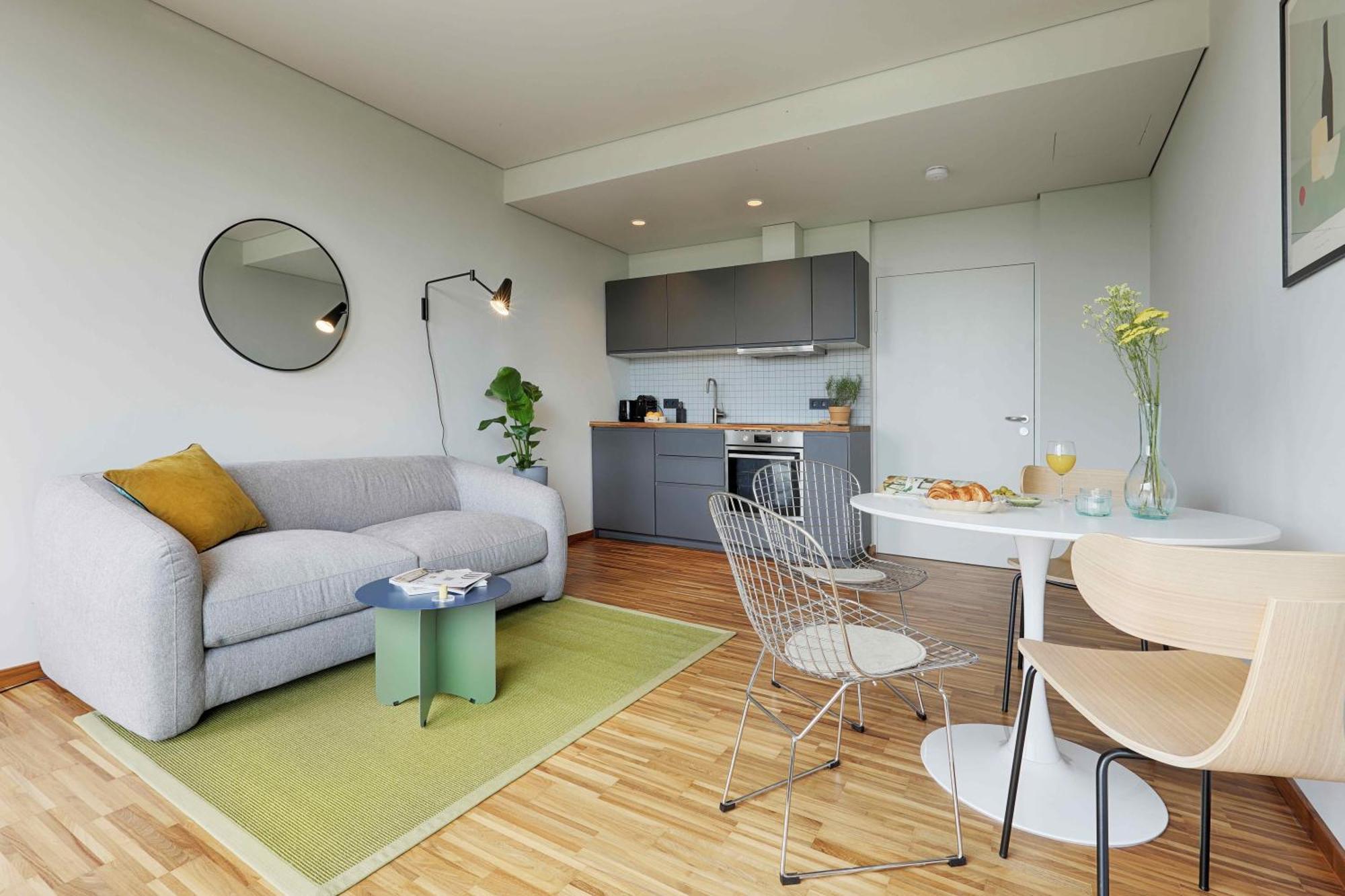 Apartment Homie Architektenapartments Im Gruenen Mit Blick Auf Wuerzburger Innenstadt *